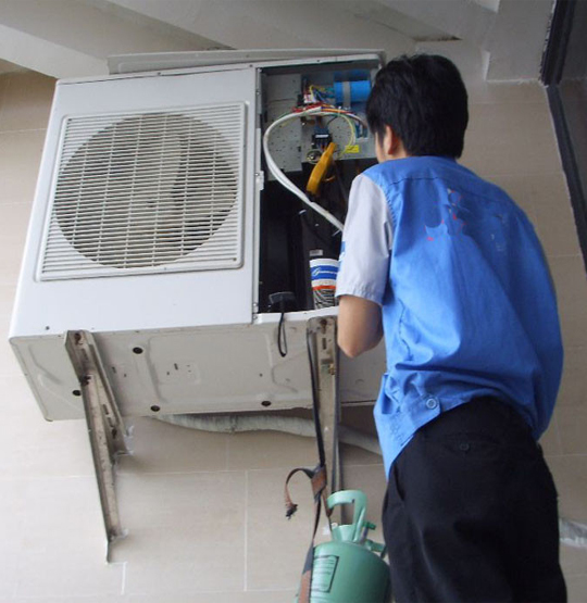 丁青空调开机无反应维修